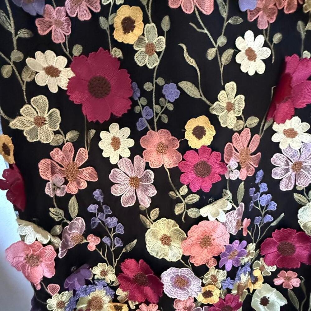 Lulus Thriving Poise lBack 3d Floral, XL juniors - Picture 2 of 6